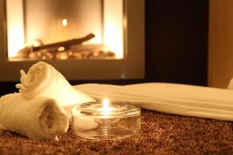 Sterling Inn & Spa Niagara Falls Hotel