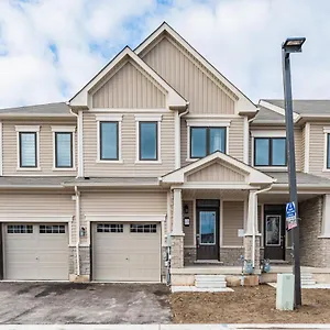 Holiday home Luxury Townhouse Close To Fairview Casino In