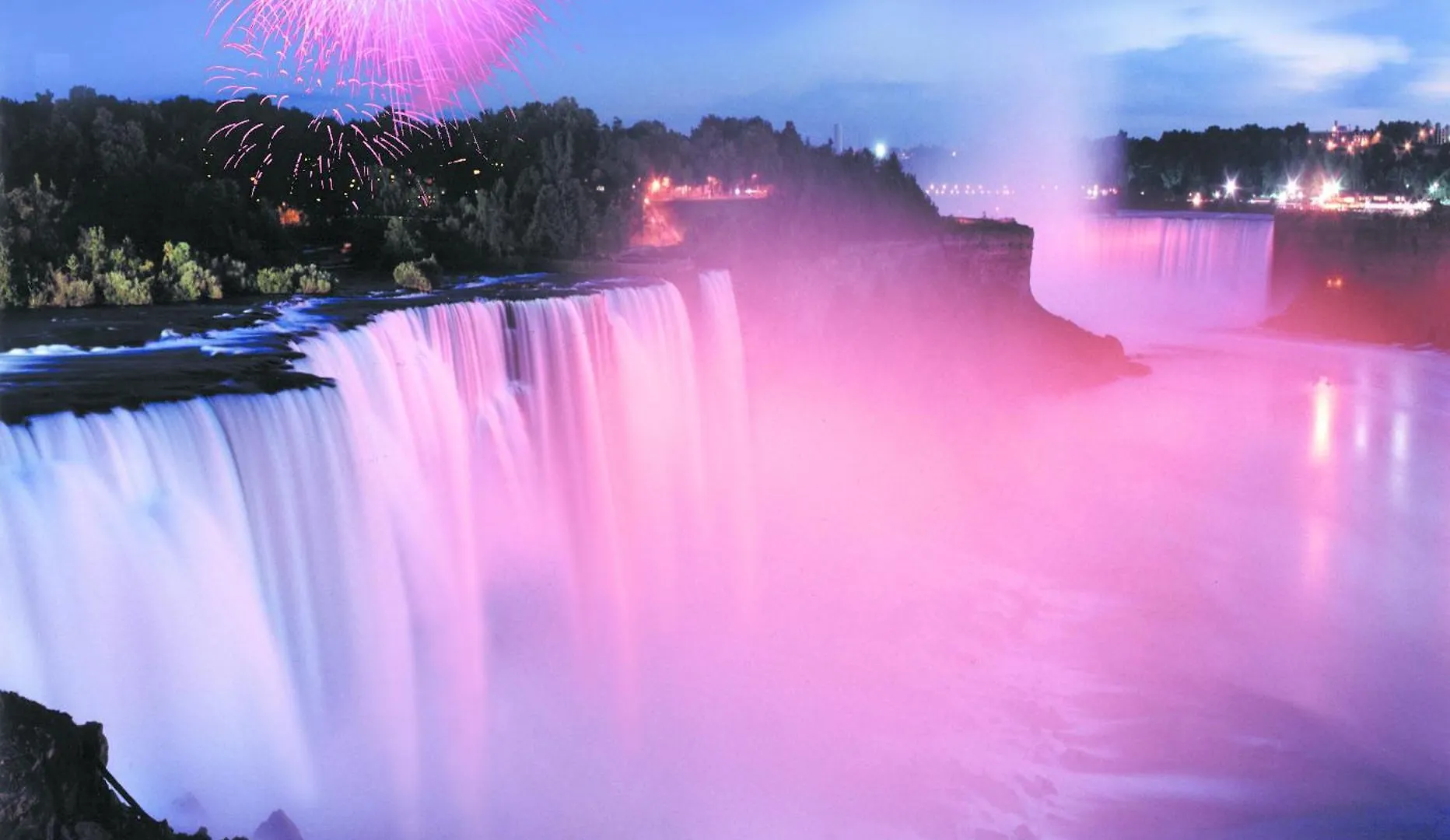 Sterling Inn & Spa Niagara Falls Hotel